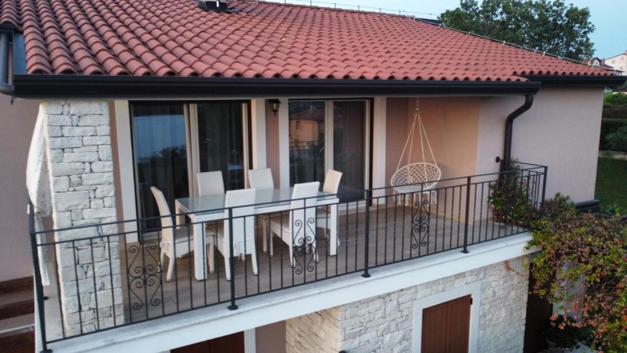 Apartment Robi Umago Exterior foto