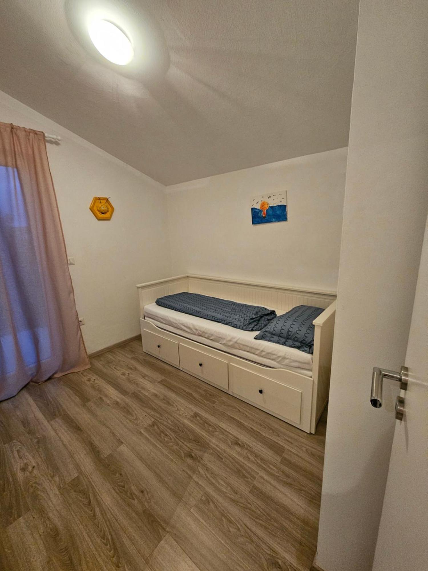 Apartment Robi Umago Exterior foto